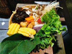 -湊湊火锅·茶憩(新中关购物中心店)
