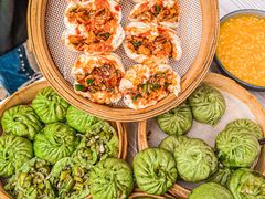 -李与白包子铺(桐梓林店)