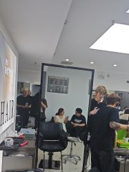 -米可造型烫染