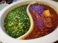 鸳鸯水煮牛肉-成都吃客(九眼桥店)