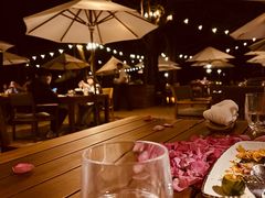 -三亚艾迪逊酒店·海滩烧烤 BARBACOA·现场乐队·浪漫晚餐·烧烤海鲜