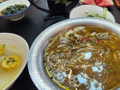 -有红鸡毛店·川菜(建设路店)