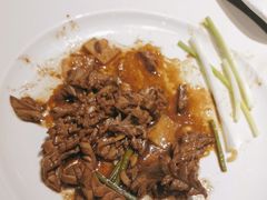 -湖畔鲁菜·二十年老字号餐厅(大明湖店)