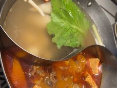 -左庭右院鲜牛肉火锅(金山万达店)