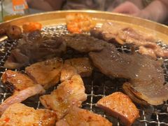 -山焱·炭火自助烤肉(周浦万达店)