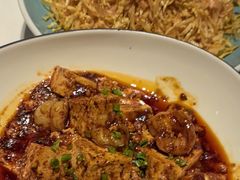 -八府香鸭·啫啫煲(华山路店)