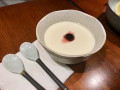 杏仁豆腐-山杏yama-katsu·吉列炸物