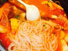-渝是乎酸菜鱼(龙旗购物中心店)