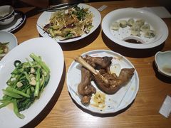 -娜仁图雅蒙古美食村(33小镇店)