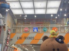 -line friends(明洞旗舰店)