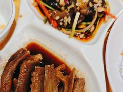 -鹏城人家海鲜酒家·23年老字号(较场尾店)