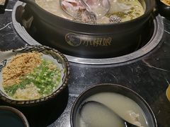 -小椒娘撒椒鱼火锅(三八广场店)