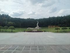 -上海市龙华烈士陵园