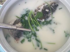 -天乐农家鱼头王(天目湖店)