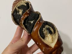 -红跑车蛋糕世界(龙湖杭州西溪天街店)