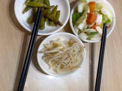 -闫家驴肉老店(华电一校店)