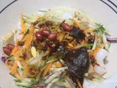 -陇上秦轩西安biangbiang面(朝龙汇店)