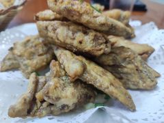 -胡子饮食店
