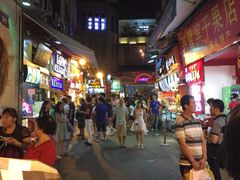 -八婆婆烧仙草(中山路店)