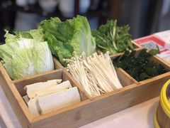 -拾贝海鲜馆（海鲜粤菜）(花果园店)