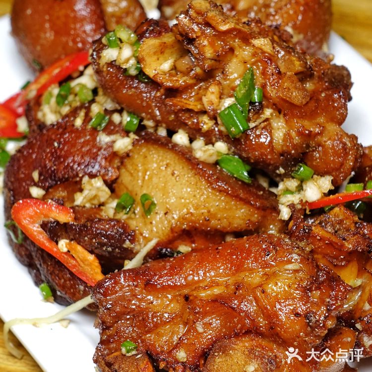 厦门旅游｜本地土排档，在沙坡尾进个前三没问题！