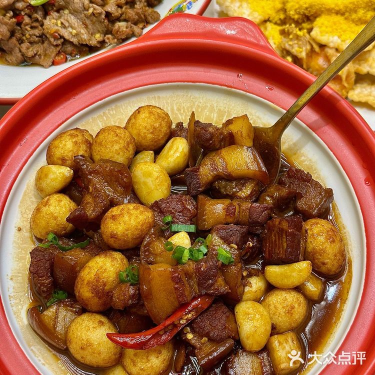 在武汉！长沙土著都爱的下饭湘菜馆子