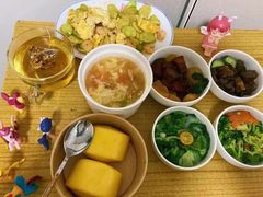 -懒熊月嫂(张家港店)