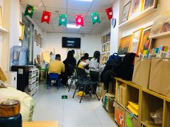 -小院儿童绘馆(富国里店)