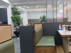 -百盛·牟平烧烤·养马岛海鲜(宁海大街店)