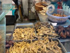 -鲍六孃甜皮鸭