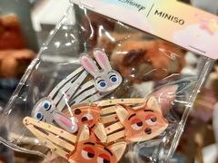 -名创优品(山东青岛华润万象城店)