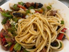 -汗腾格里·风味餐厅(新疆驻京办店)