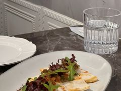-LESCEDARS Brasserie Bistro香柏树