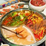 下雪的冬天和火锅更配