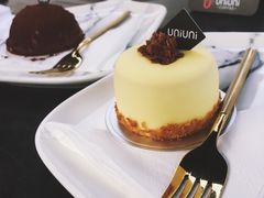 伯爵的杏园-UNI UNI(环亚凯瑟琳店)