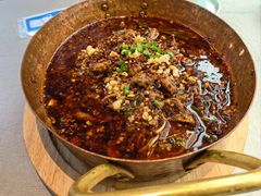 -有红鸡毛店·川菜(建设路店)