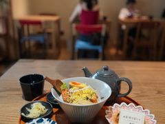 -啢啢茶寮(芳华横街店)