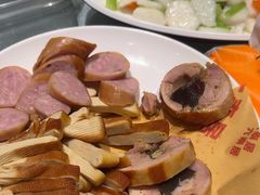 -六泰居·尔滨地标·东北菜(松北店)