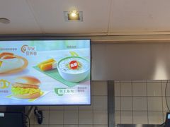 -麦当劳(红旗路店)