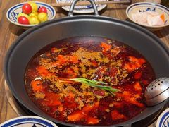 -旧街市鲜货老火锅(大光路店)