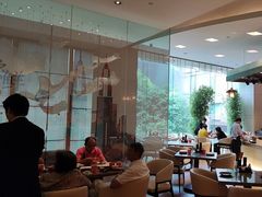 -怡咖啡海鲜自助餐厅(浦东香格里拉店)