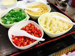 -鲜入围煮花胶鸡海鲜火锅