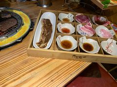 -青瓦炭韩潮烤肉(花园道店)