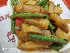 土豆烧芸豆-品乐天包子(凤一店)