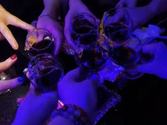 -温莎KTV(珠江路店)