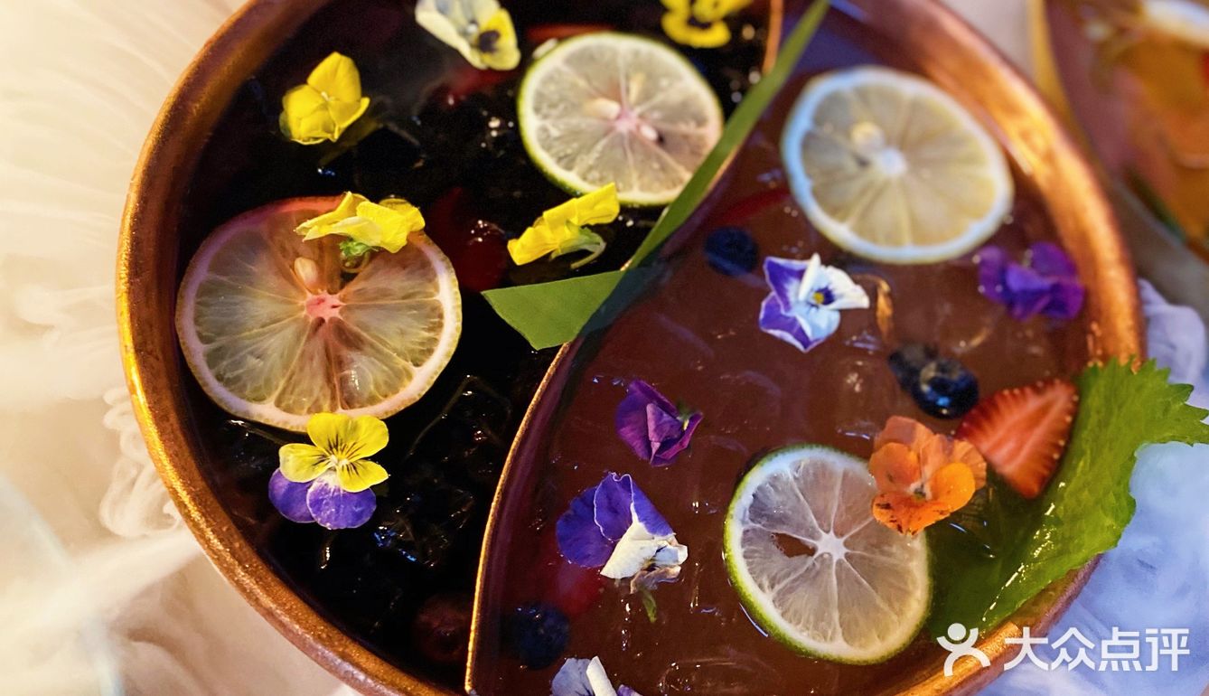 成都探店｜聚会新去处-实现科学浪漫的“分子酒”🍹