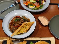 黑椒牛柳炒意面-魏斯理汉堡(西安沣东吾悦店)