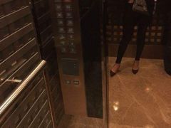 -上海龙之梦万丽酒店