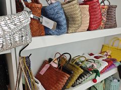 -JuneShop小众设计师品牌集合店