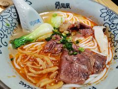-俏凤凰(美林M·LIVE天地东座店)